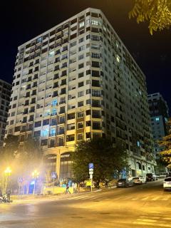 Baku Holiday Luxe Family Apartment - Baku - 5