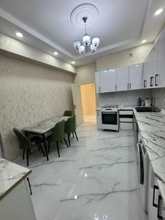 Baku Holiday Luxe Family Apartment - Baku - 1
