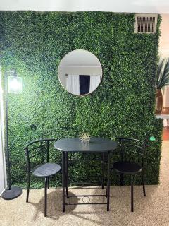 Emerald City Oasis - Midland - 7