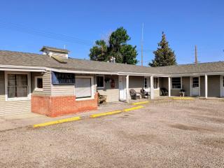Big Sky Motel - Choteau - 5