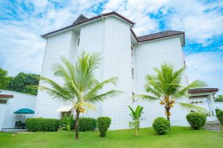 J Bona, Tropical Elegance - Douala - 0