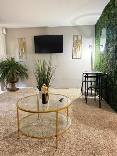 Emerald City Oasis - Midland - 0
