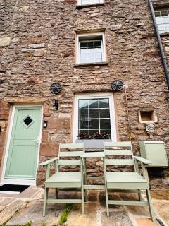 Muddy Boots-Arcade Royale - Kirkby Stephen - 0