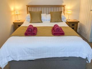 Knights Den - Port Isaac - 8