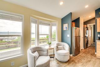 11 Mi to Port Townsend Ferry Cottage with View! - Port Hadlock - 5