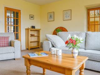 Osprey Cottage - Uzq - Kirkton of Airlie - 2