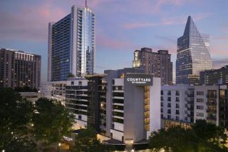 Courtyard by Marriott Atlanta Buckhead - 9