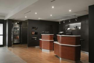 Courtyard by Marriott Louisville East - Louisville - 3