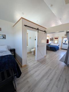 Granny Zola's Hideaway Bed & Breakfast - Saint Anthony - 2
