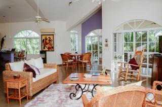 Villa Esmeralda Peaceful 4BD BA Beach Home with Pool in Playa Laguna - Sosúa - 0