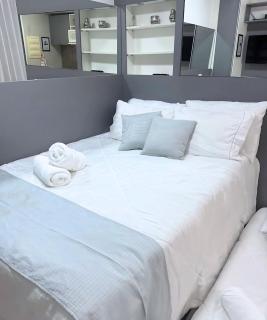 Estudio Executivo com Wi-Fi Cozinha e Metro Centro SP - São Paulo - 9
