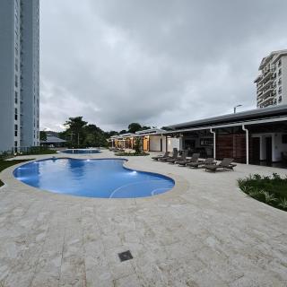 A short walk from the sea - 2 bedrooms - 2 beds - 2 bathrooms - 1