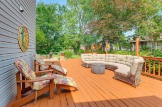 Adorable Cottage Fire Pit, Walk to Colonial Beach - Colonial Beach - 9