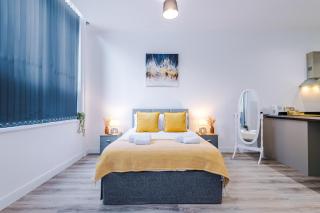 Old Bank Apartment Complex - 5