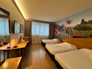 Hotel Express Aosta East - Aoste - 9