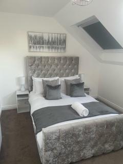 Elegant home for your relaxation - Bletchley - 2