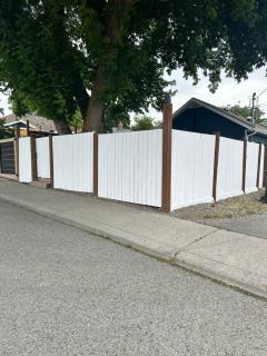K STREET CARRIAGE HOUSE Studio - Penticton - 9