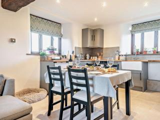 2 Bed in Taunton 93581 - - 3