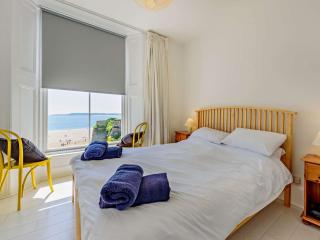 2 Bed in Tenby FB175 - Tenby - 1