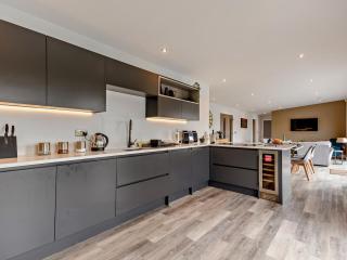 4 bed property in Worcester 91592 - Worcester - 2