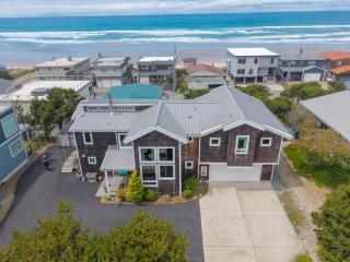 Rockaway Getaway - Rockaway Beach - 0