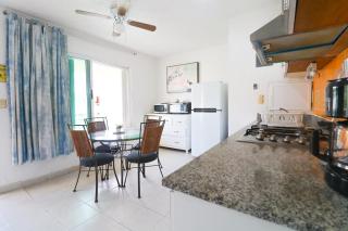 Condo with Lagoon View and Beach Access - Cancún - 2