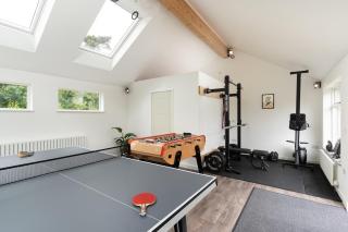 Idyllic hideaway with hot tub, gym & gamesroom - Penzance - 9