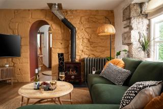 Idyllic hideaway with hot tub, gym & gamesroom - Penzance - 8