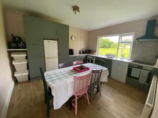 Beautiful Country Cottage - - 3