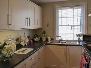 Rosies Retreat - Whitby - 5
