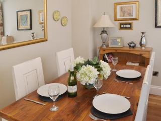 Rosies Retreat - Whitby - 2