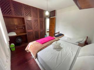 Quarto triplo em Casa confortável - Petrópolis RJ - Anfitrião mora no local - Petrópolis - 3