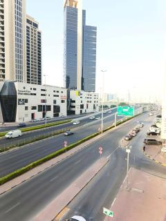 Ajman Family Holiday homes VIP Two rooms, a large hall and a fully equipped kitchen that can accommodate 7 people and children - 2