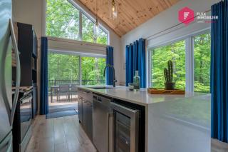 The Bellevue in Portneuf - Private SPA, Pool, Sauna, 65" TV, Sonos, 30 min from Quebec - Pont-Rouge - 1