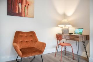 Newly Refurbished Central Belfast 3 Bedroom Home - 8