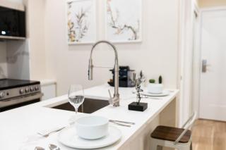 Brand New Studio with Smart TV & RoofTop in MTL -37 - Montréal - 5