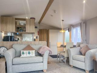Apricus Lodge - Ashbourne - 8