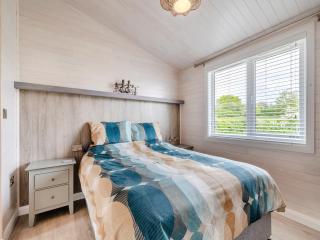 Berberis Lodge - Willington - 9
