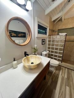 Cliffhanger - Oceanfront Simple Luxury with Endless Blue Views - 9