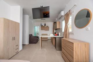 Alexandros mini suites - - 6