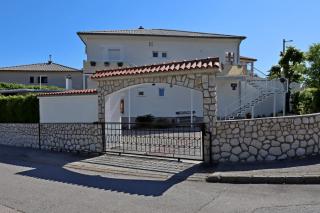 Rooms with a parking space Novi Vinodolski - 21509 - Novi Vinodolski - 0