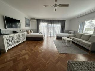 The Quarters, Ascend Hotel Collection - Wamberal - 2