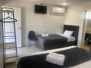 The Seaview Tavern Motel - Woolgoolga - 2