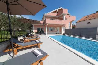 Apartments with swimming pool Kastel Stari, Kastela - 24273 - 4