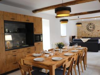 Gîte de charme avec piscine couverte, idéal pour 10 pers., PMR, proche Puy du Fou, grand jardin, loisirs - FR-1-426-428 - Les Herbiers - 1