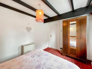 Tarrant Cottage -14557 - West Orchard - 5