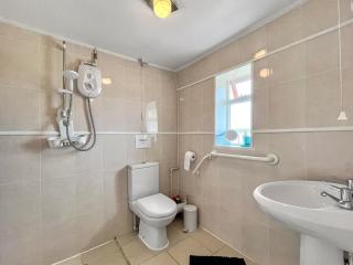 Tarrant Cottage -14557 - West Orchard - 4