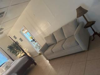 Birdsong Bliss Cottage - Orange City - 6