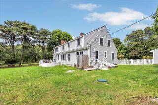 5-Bedroom Scraggy Neck Retreat, Dogs Allowed - Cataumet - 2