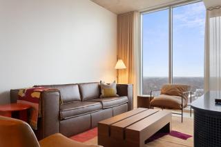 Luxe High Rise near DT Austin w Views Rooftop Pool Gym Luxe Amenities - Austin - 7